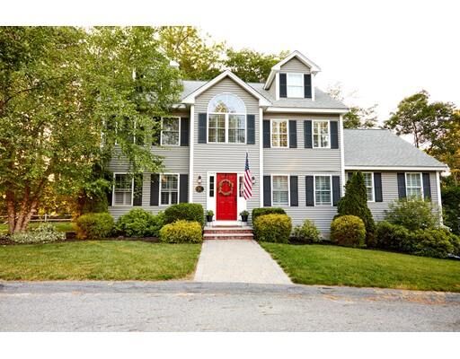 Property Photo:  5 Sabbatia Ln  MA 01821 