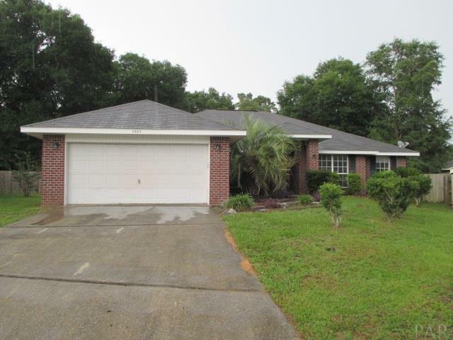 Property Photo:  3205 Nikki Ct  FL 32526 