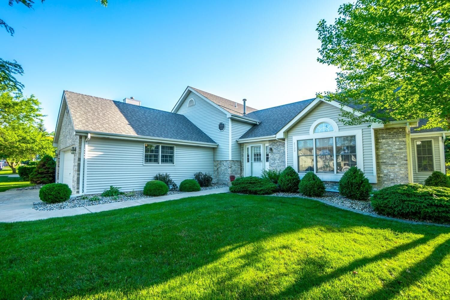 Property Photo:  2730 Hillcrest Drive  IN 46311 