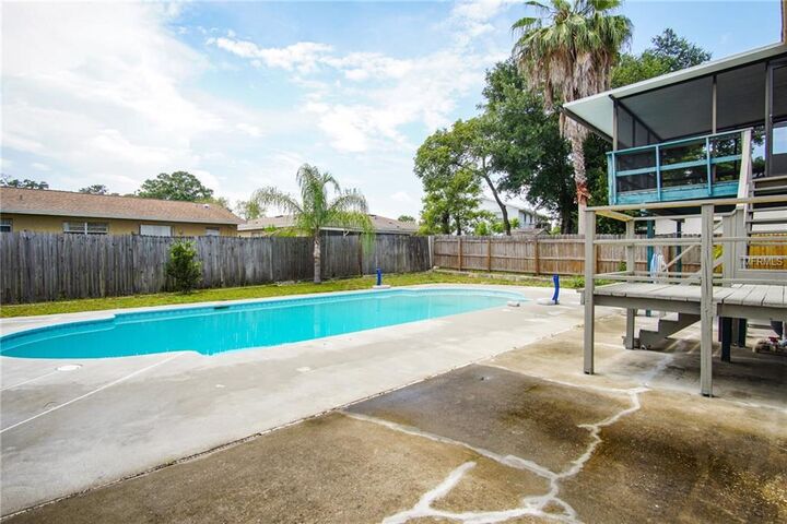 Property Photo: 2014 Derbywood Drive FL 33510