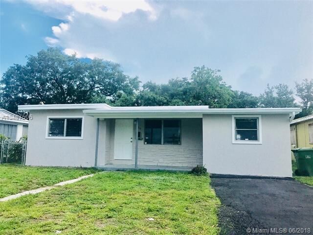 Property Photo:  200 SW 67th Ave  FL 33023 