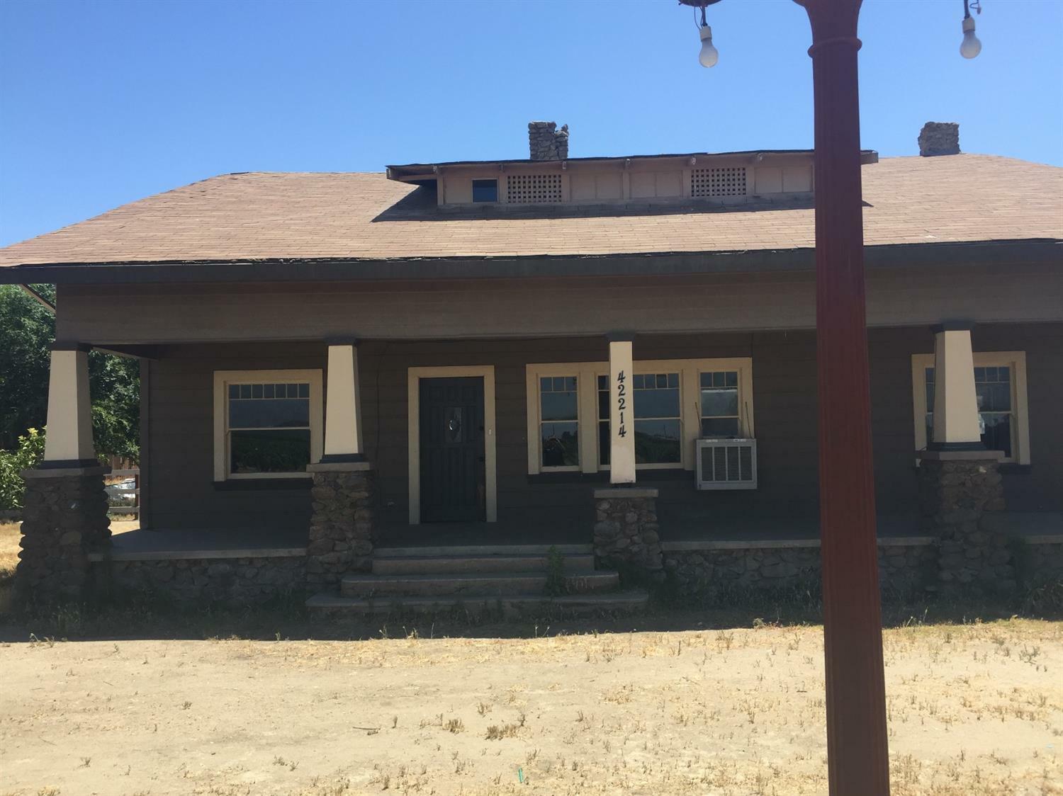 42214 Road 126  Orosi CA 93647 photo