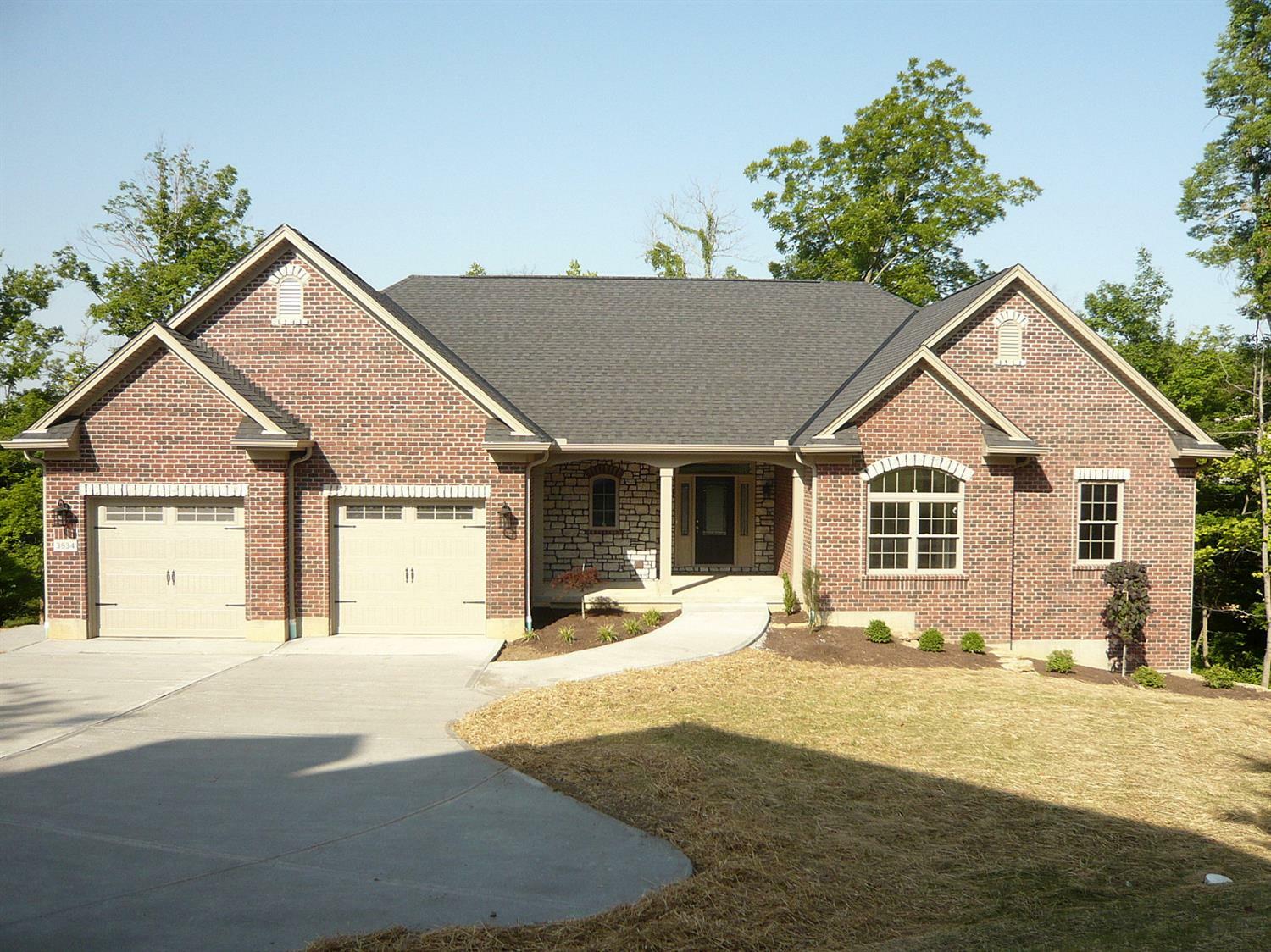 Property Photo: 3834 Beacon Woods Drive OH 45002