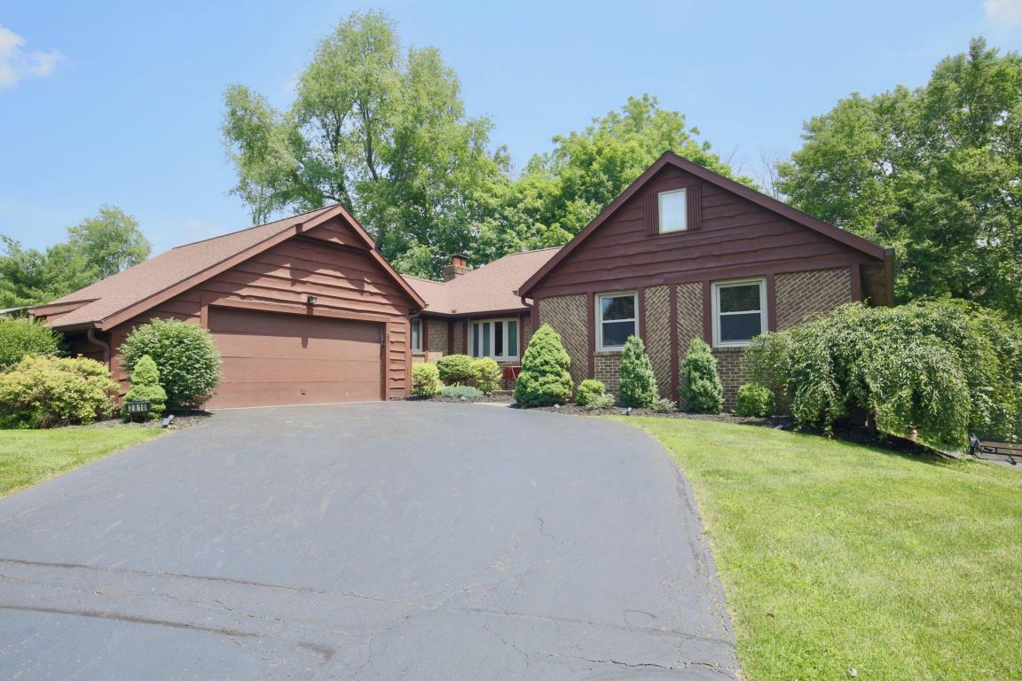 Property Photo:  2810 Valley View Road NE  OH 43130 