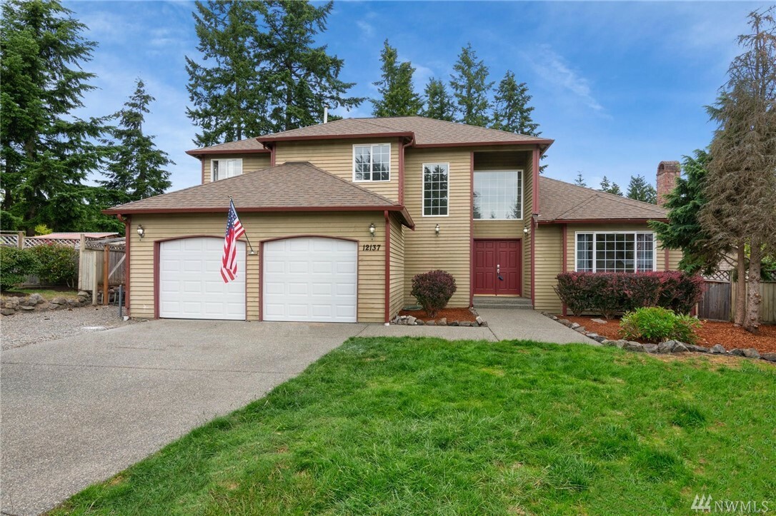 Property Photo:  12137 Wallingford Place NW  WA 98383 