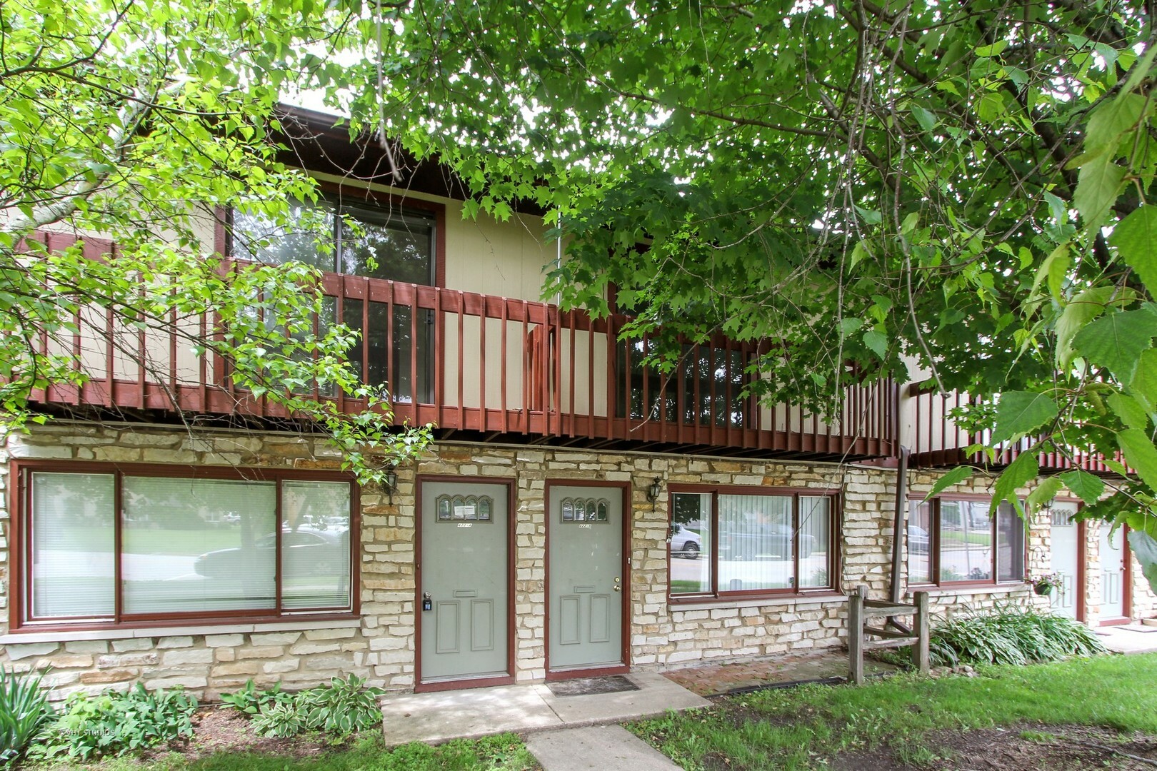 Property Photo: 422 Lincoln Avenue A IL 60021