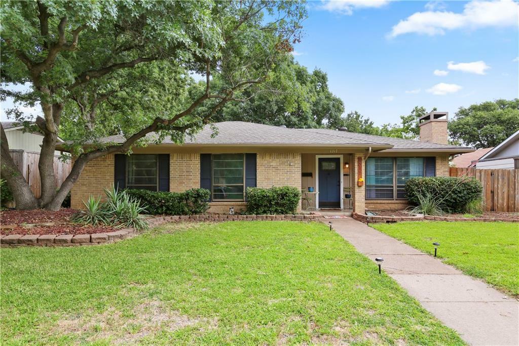 Property Photo:  1317 Forestglen Drive  TX 75067 