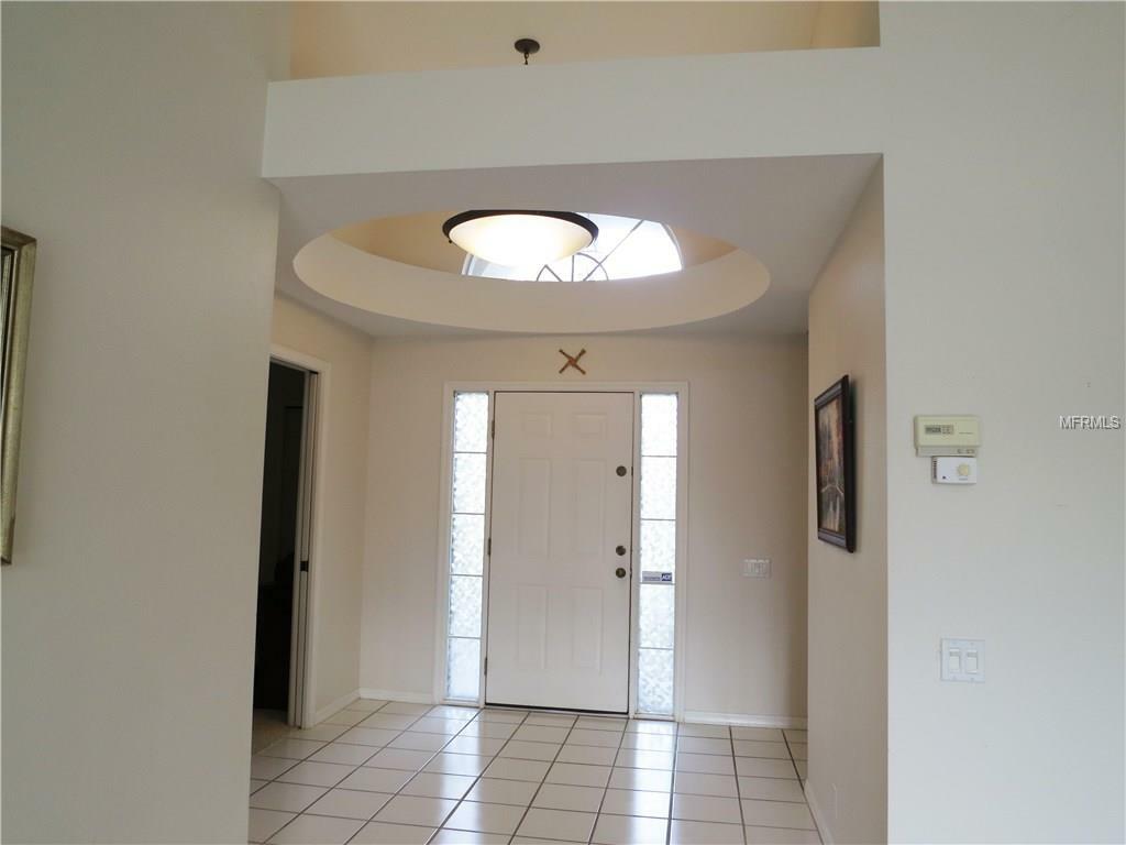 Property Photo:  7124 Victoria Circle  FL 34201 