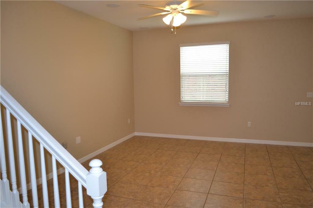 Property Photo:  1234 Scarlet Oak Loop  FL 34787 