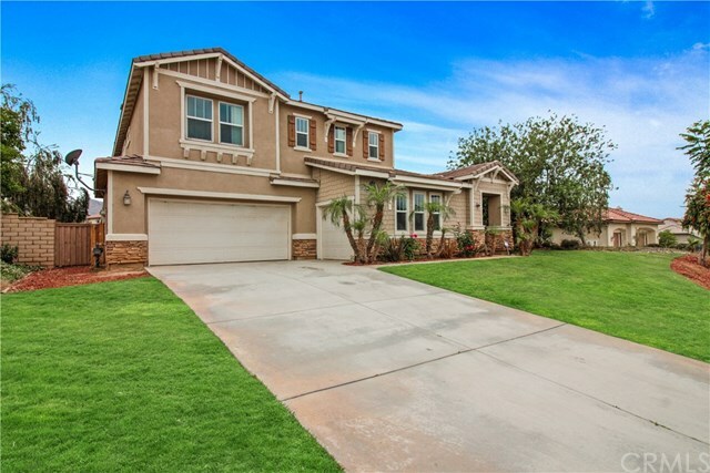 Property Photo: 2176 Praed Street CA 92503