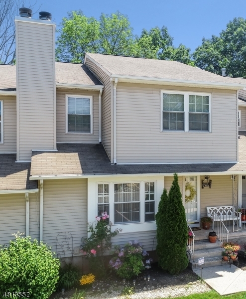 Property Photo:  113 Sunnyvale Ct  NJ 08873 