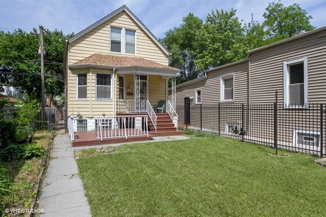 Property Photo:  7722 Champlain Avenue  IL 60619 