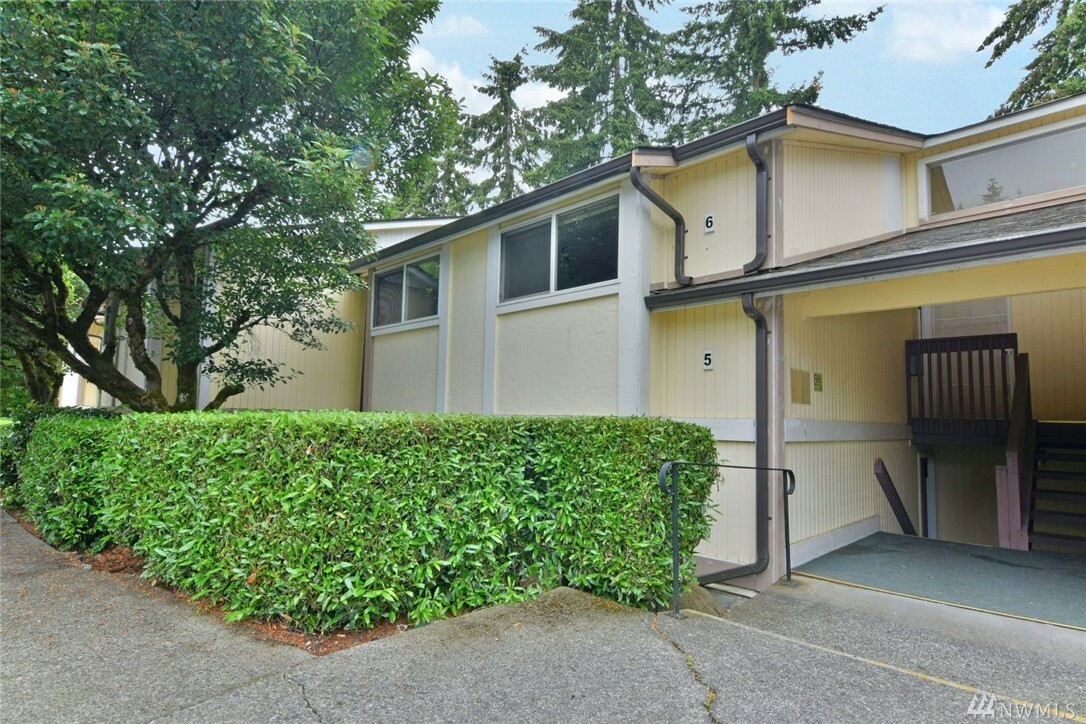 Property Photo: 4731 176th St SW K6 WA 98037