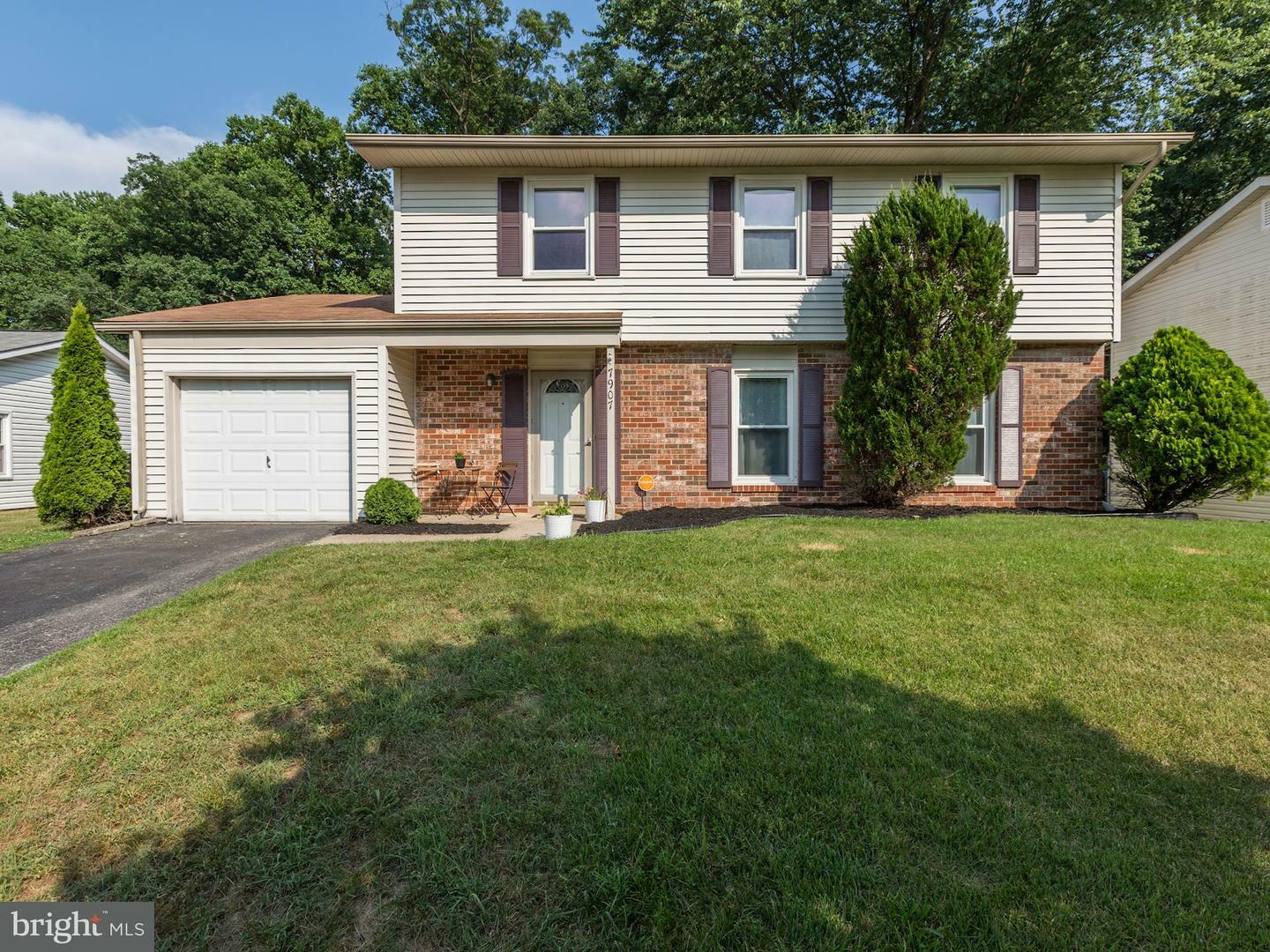 Property Photo:  7907 Citadel Drive  MD 21144 