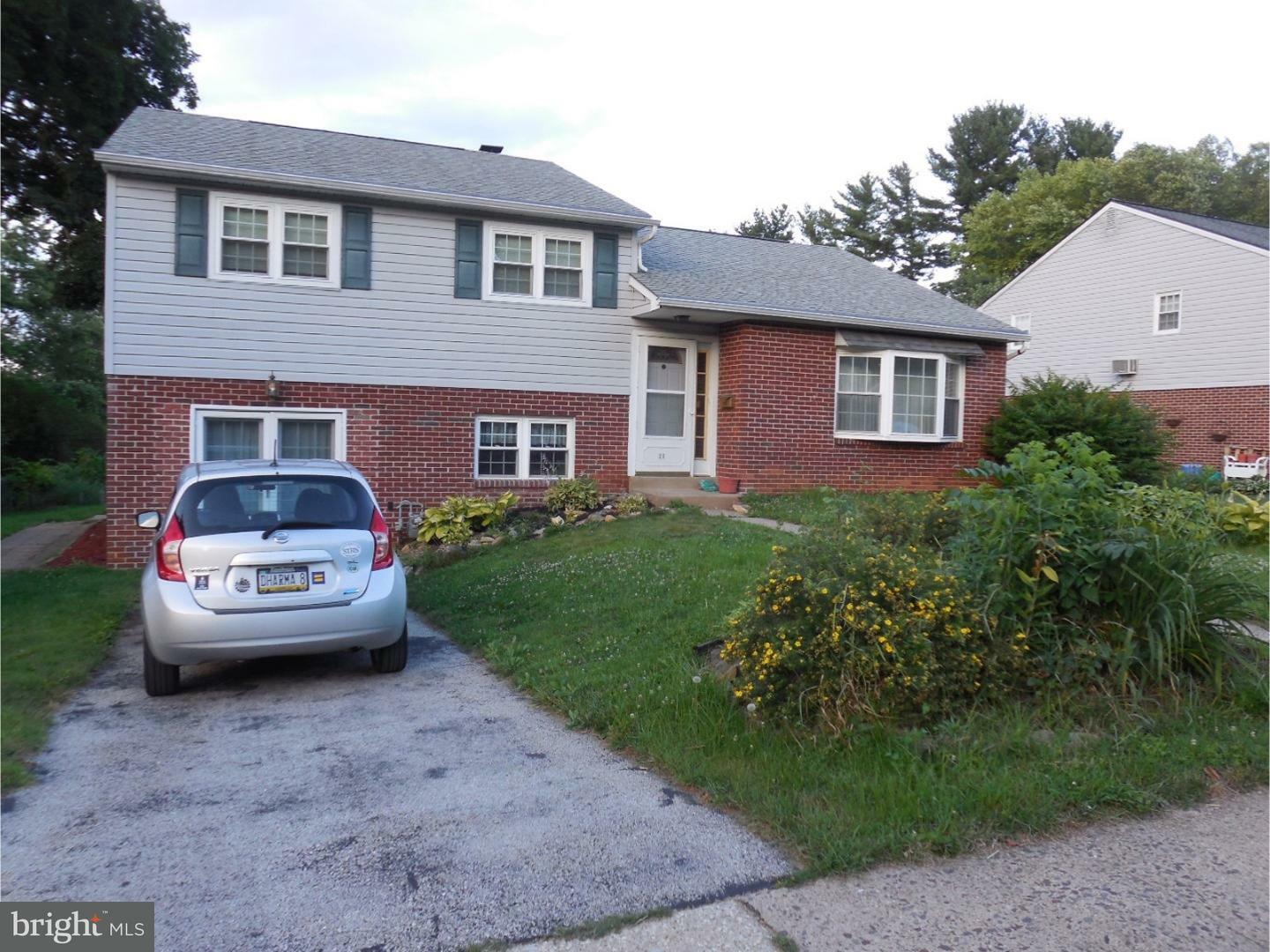 Property Photo:  21 Red Oak Road  PA 19075 