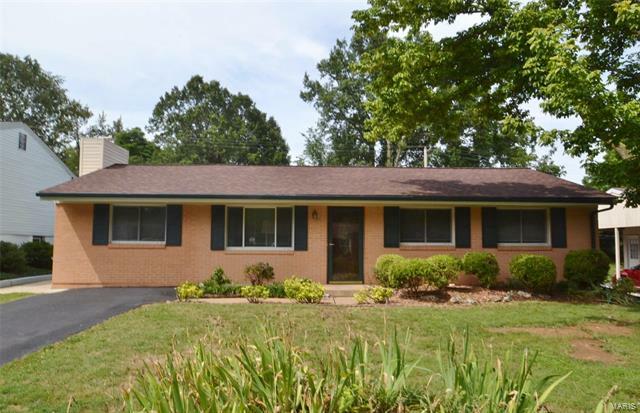 Property Photo: 2333 Viminal Court 63026