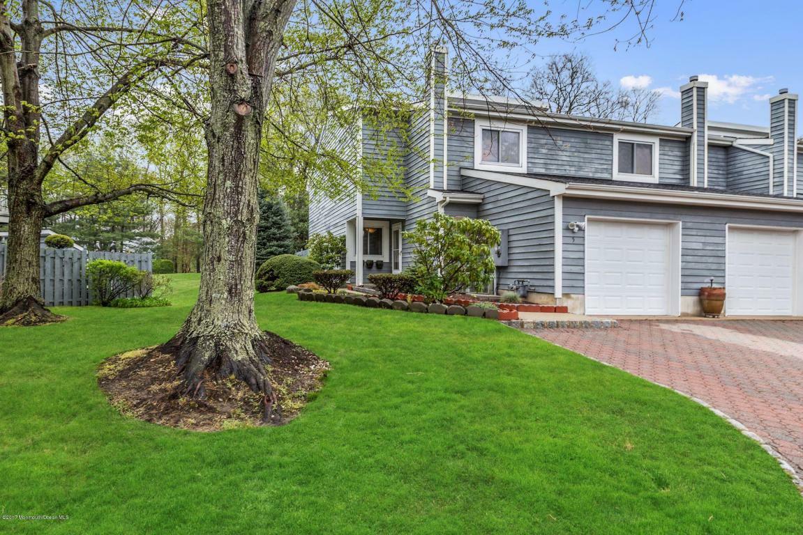 Property Photo:  5 Rambling Meadow Court  NJ 07724 