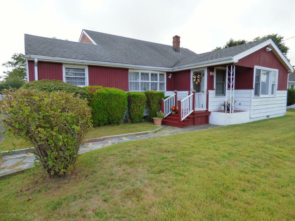 Property Photo:  94 Grant Avenue  NJ 07724 