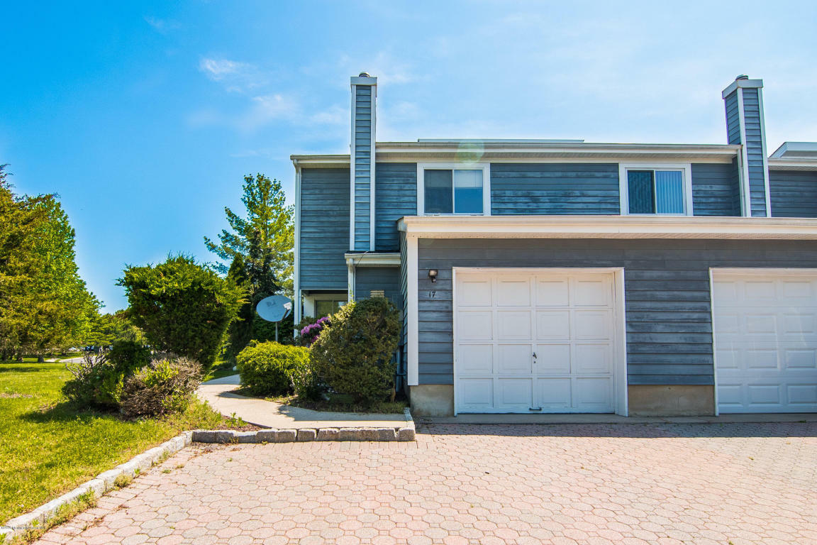 Property Photo:  17 Rambling Meadow Court  NJ 07724 