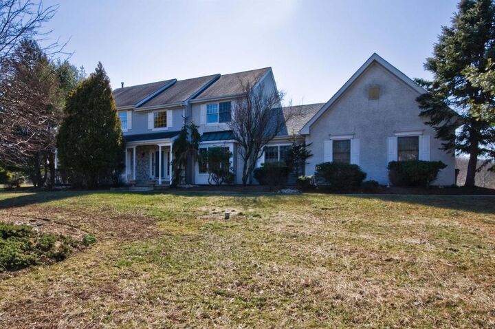 34 Hampton Hollow Drive  Perrineville NJ 08535 photo