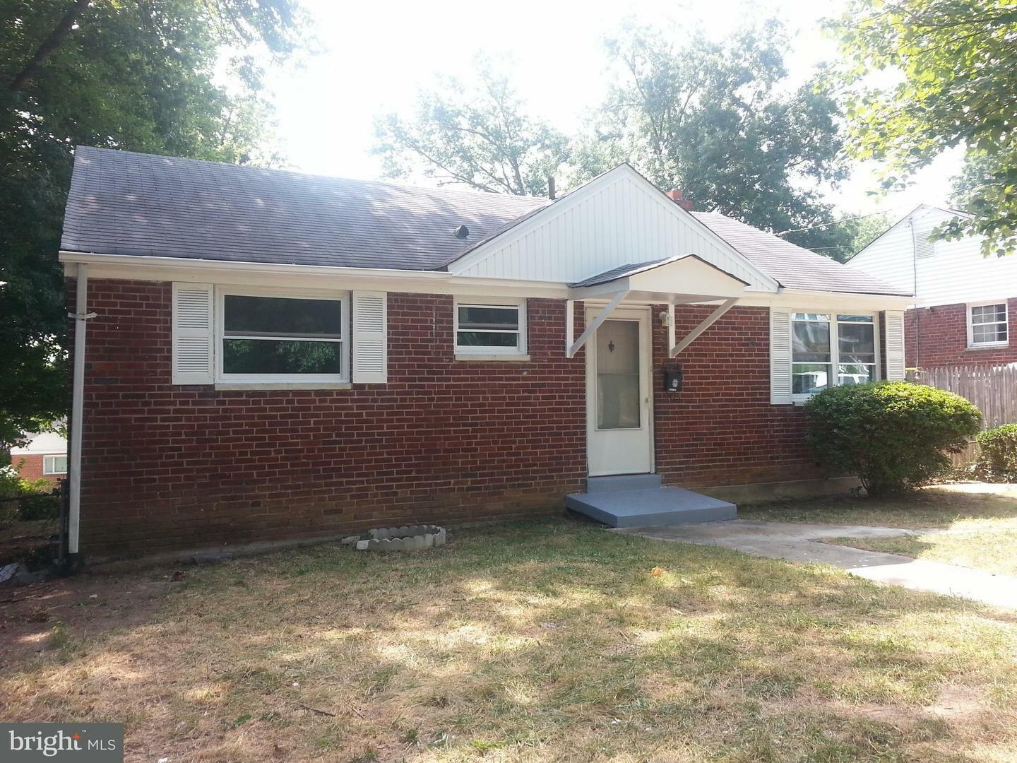 Property Photo: 6623 22nd Place MD 20782