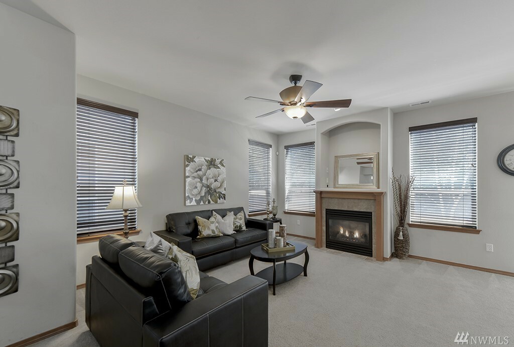Property Photo: 21713 104th St Ct E WA 98391