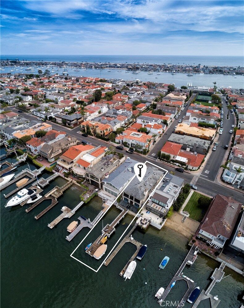 Property Photo: 704 Via Lido Nord CA 92663