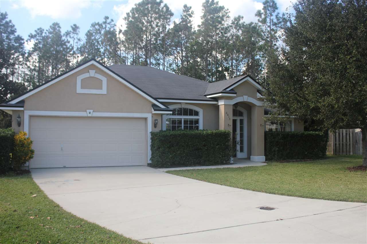 Property Photo: 2013 Fieldstone Ct FL 32092