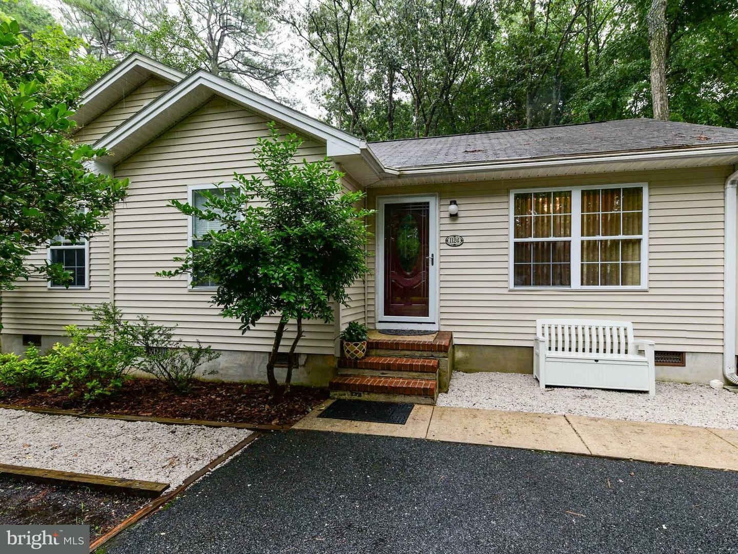 Property Photo:  1124 Ocean Parkway  MD 21811 