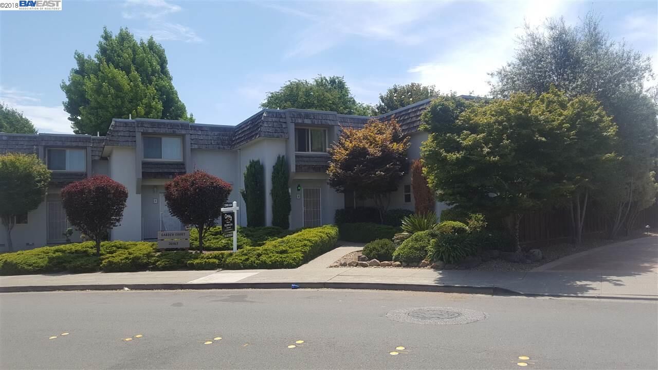 Property Photo: 20563 Yeandle Ave Unit 4 CA 94546