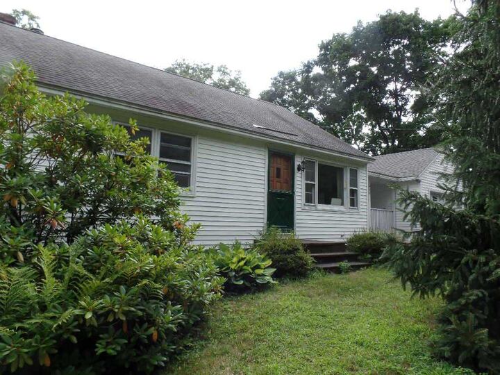 Property Photo: 58 Ledge Road NH 03076