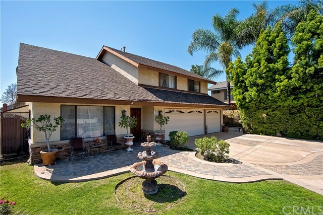 Property Photo:  194 N Quail Lane  CA 92869 