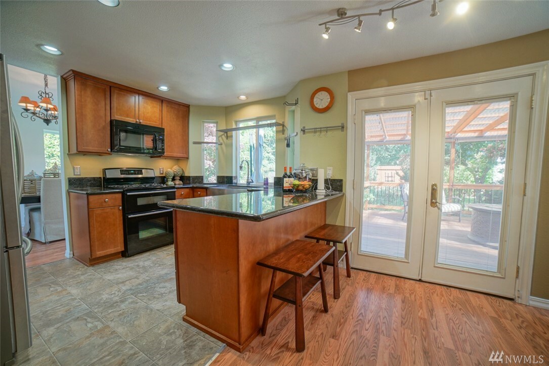 Property Photo: 4714 S 308th St WA 98001