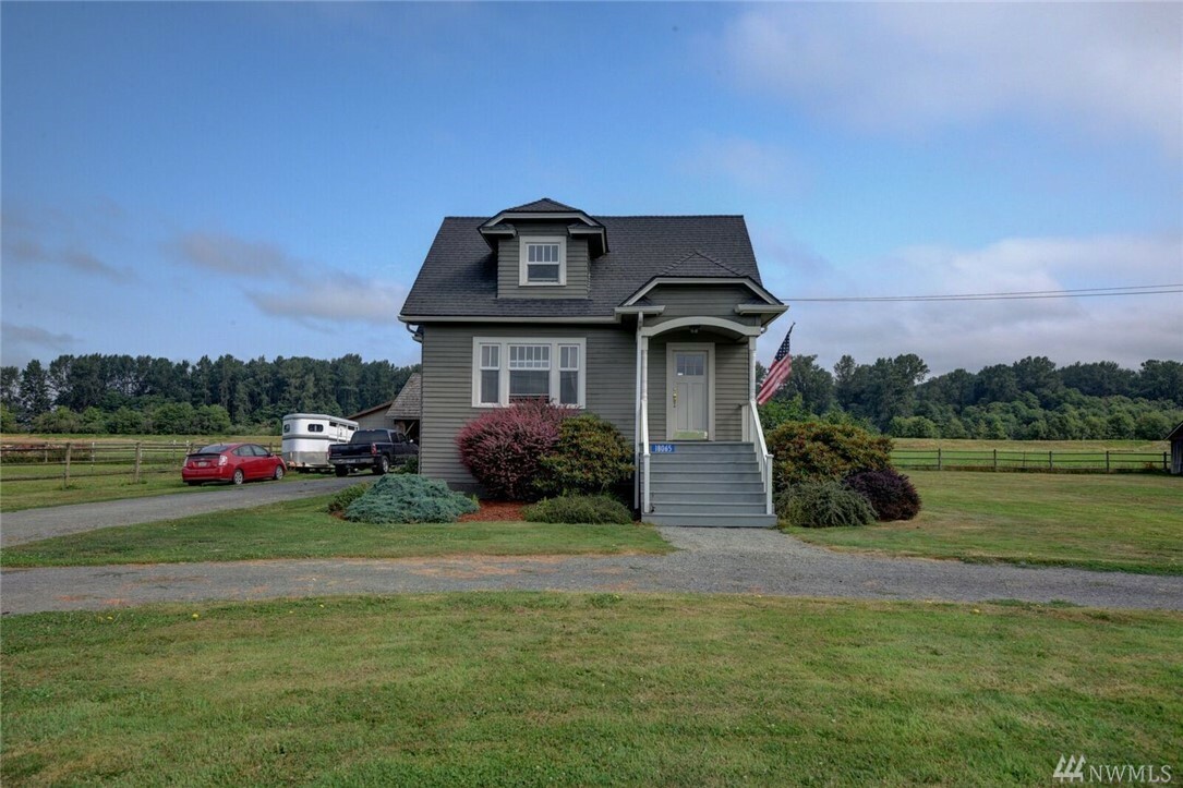 Property Photo:  18065 Skagit City Rd  WA 98273 