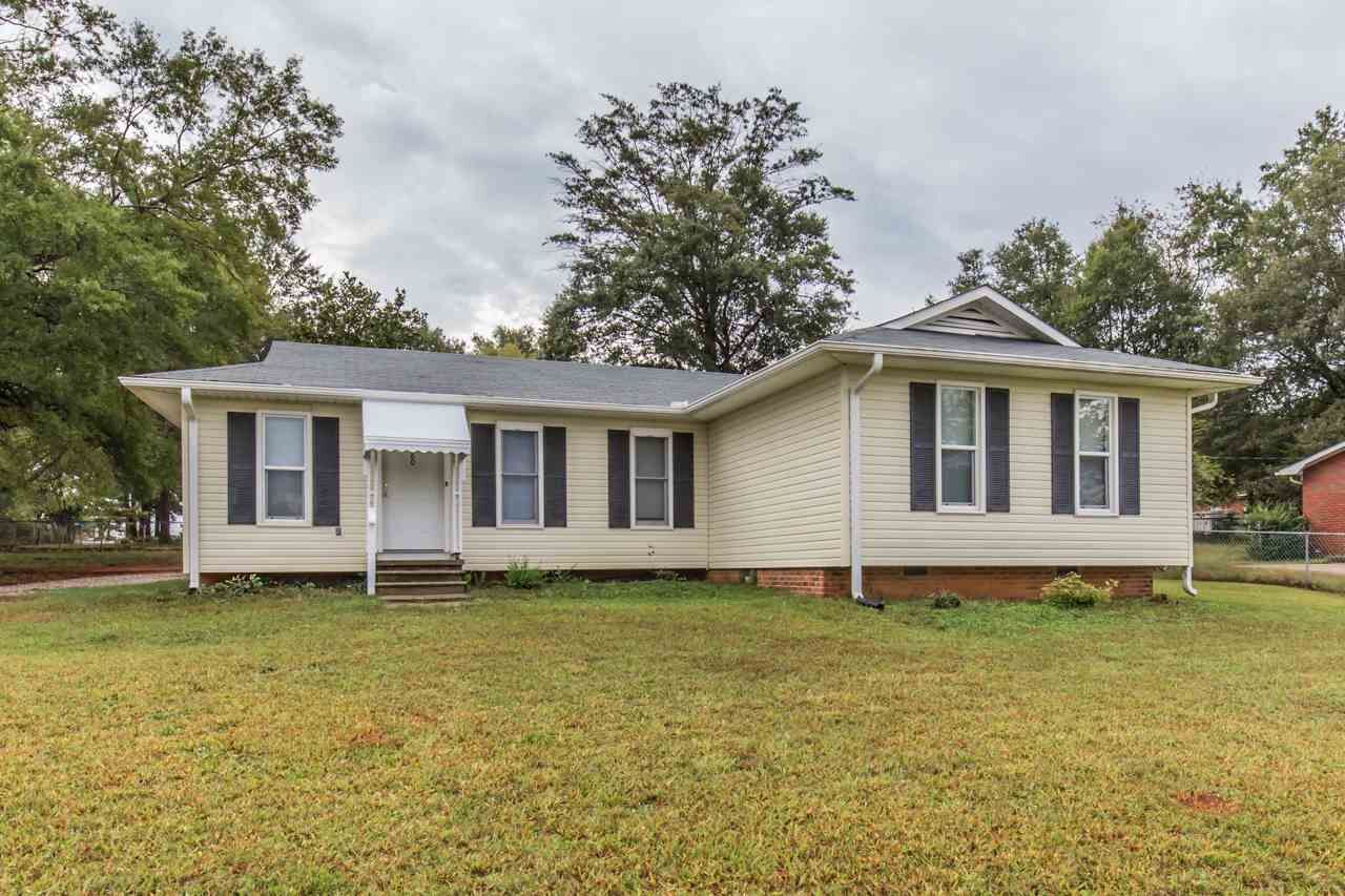 Property Photo: 380 Wardlaw Avenue SC 29302