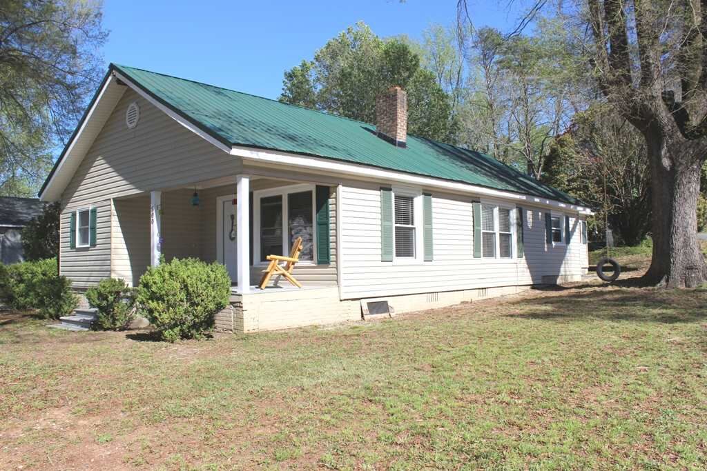 Property Photo:  500 Caldwell Street  SC 29322 