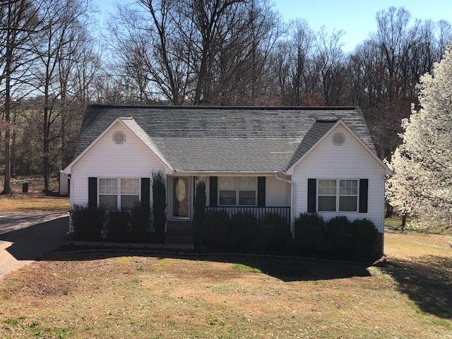 Property Photo:  189 Beaver Creek Dr.  SC 29323 