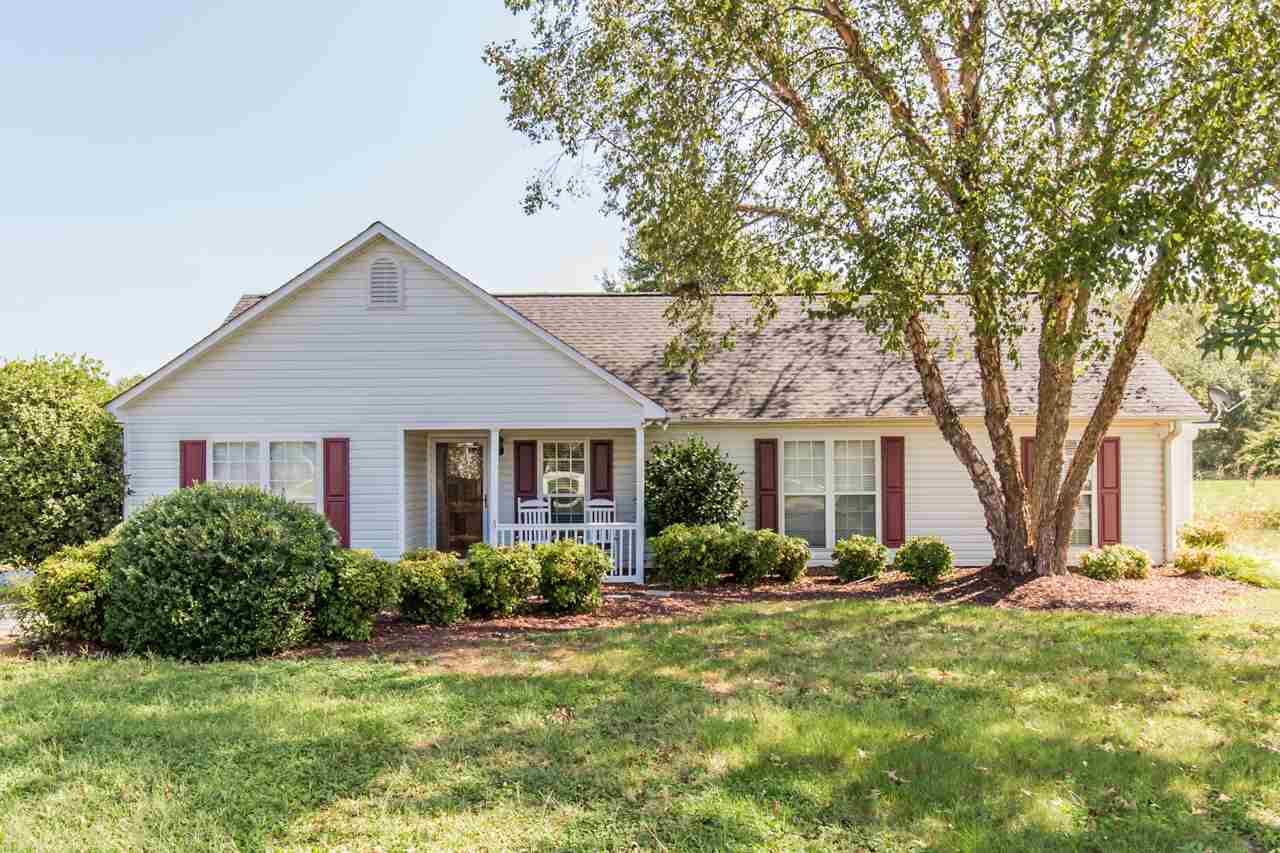 Property Photo:  310 Castledale Drive  SC 29376 
