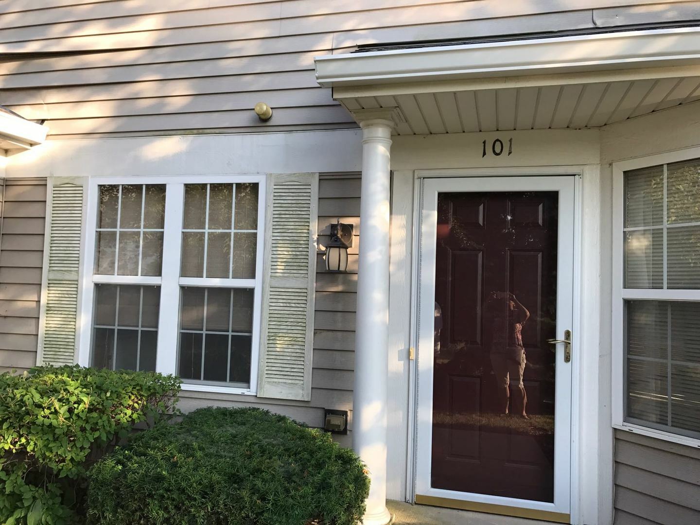 Property Photo: 2411 Sheehan Drive 101 IL 60564