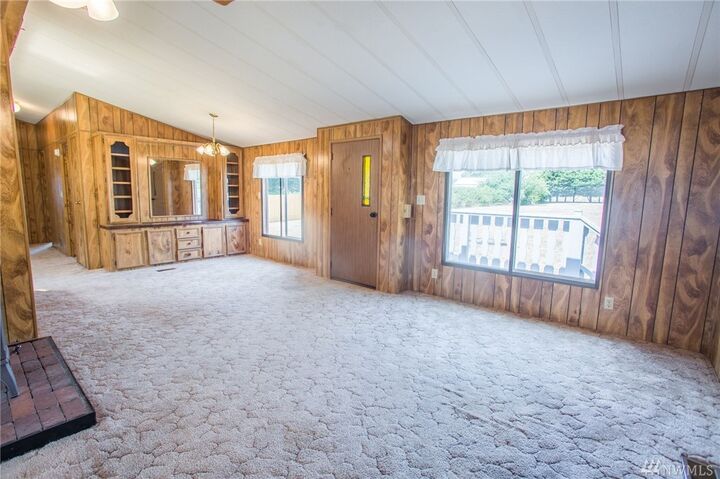 Property Photo: 4131 Neptune Lane WA 98248