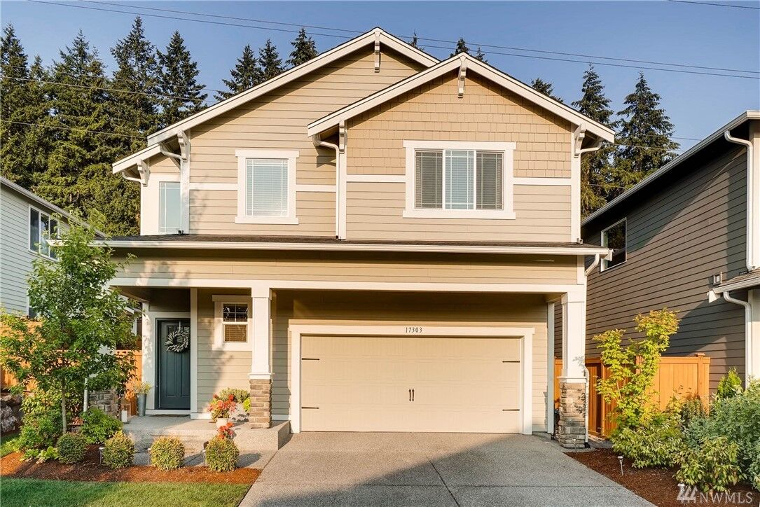 Property Photo:  17303 42nd Dr SE  WA 98012 