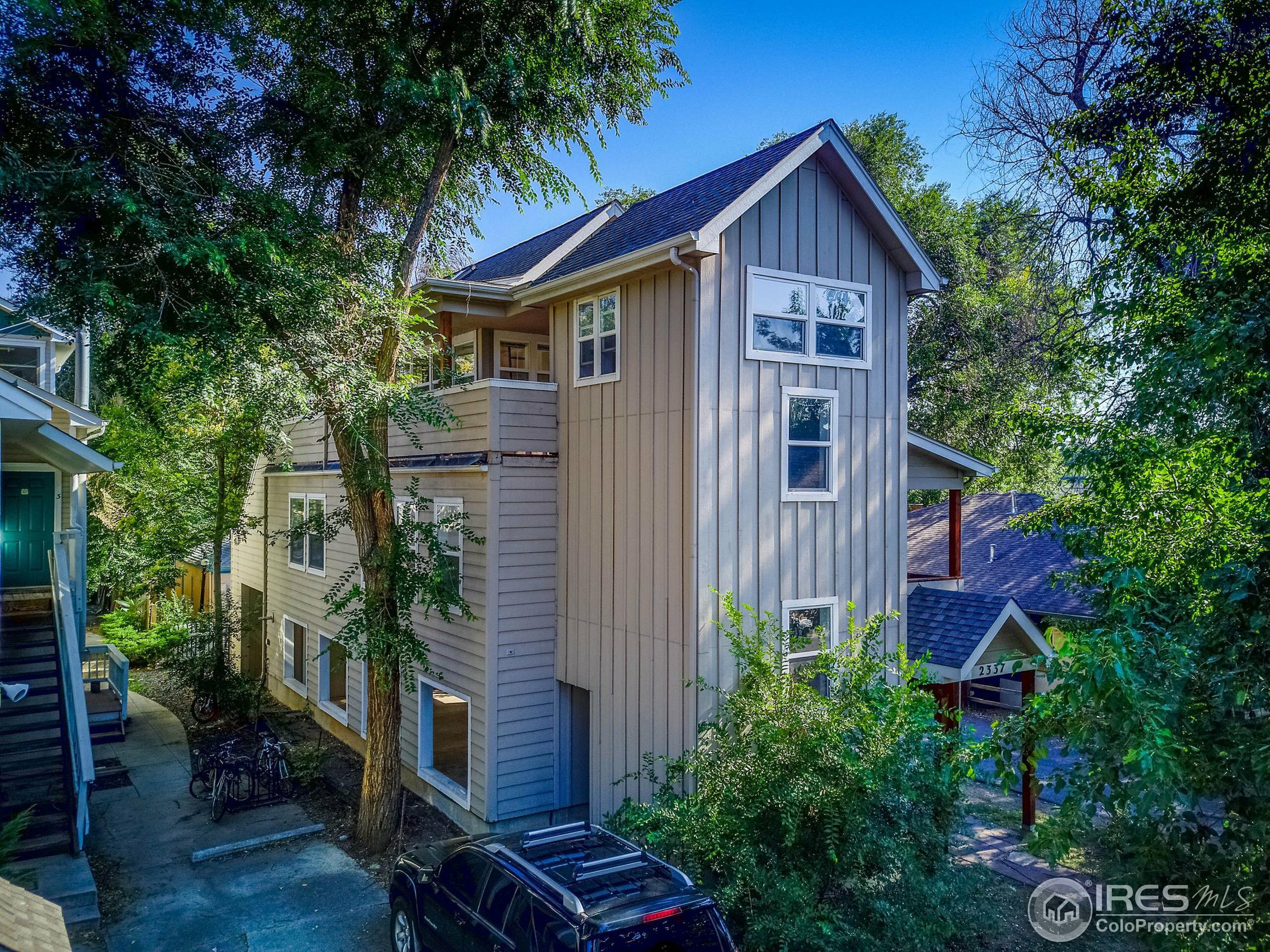 Property Photo: 2337 Goss St A &Amp B CO 80302