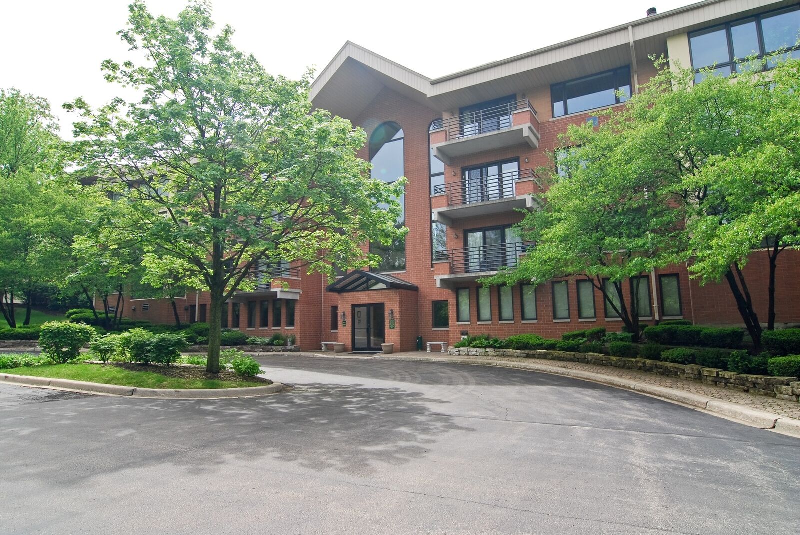 Property Photo: 3525 Cass Court 305 IL 60523