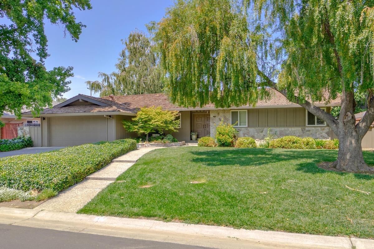 Property Photo:  44528 N. El Macero Drive  CA 95618 