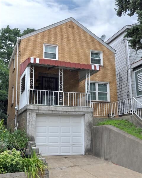 Property Photo:  835 Mirror St  PA 15217 