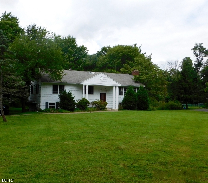 Property Photo:  164 Morristown Rd  NJ 07920 