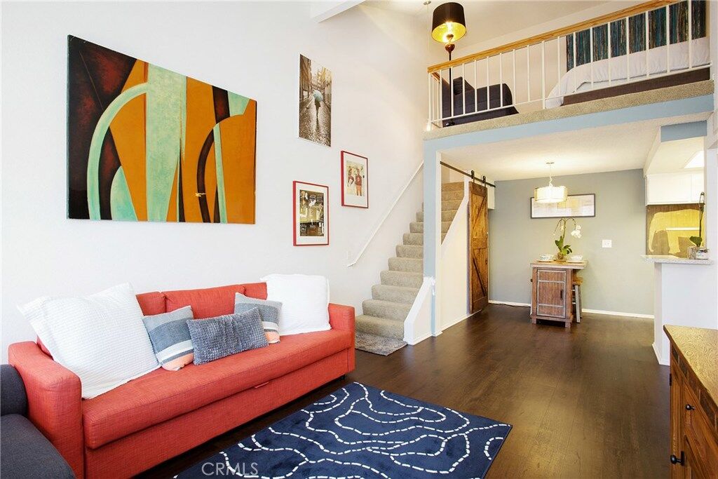 Property Photo: 7 Via Hermosa CA 92688