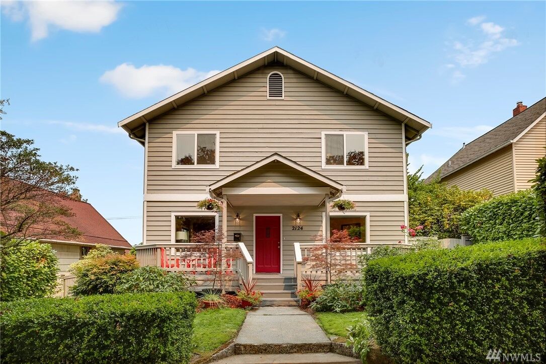 Property Photo:  2124 N 62nd Street  WA 98103 