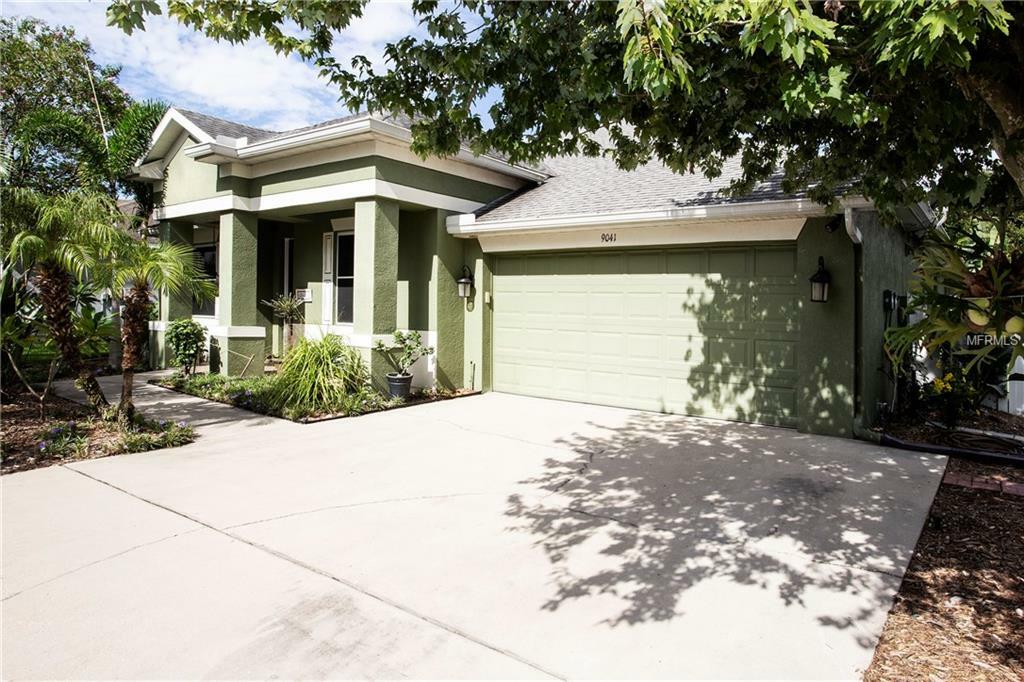 Property Photo: 9041 Pinebreeze Drive FL 33569