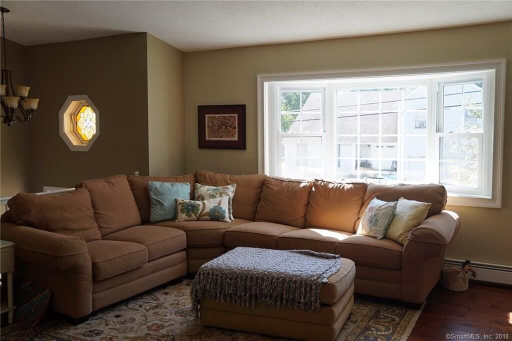 Property Photo:  9 Lawrence Street  CT 06525 